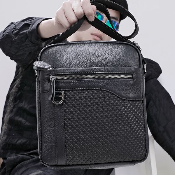 men's bags and business bags designer ladies one-shoulder messenger bag 2021 retro all-match clamshell pu leather letters female party
men's bags and business bags designer ladies one-shoulder messenger bag 2021 retro all-match clamshell pu leather letters female party