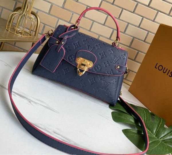 shoulder totes brand handbags handles designer body handbag luxury bag hw2s iconic m53941 shoulder bags 53942 cross 53943 ladies bag clu
shoulder totes brand handbags handles designer body handbag luxury bag hw2s iconic m53941 shoulder bags 53942 cross 53943 ladies bag clu