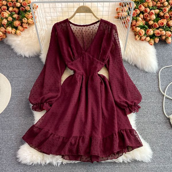 blue/green/red polka dot chiffon dress women summer vintage v-neck lantern long sleeve ruffle mini vestidos female 2021 fashion, Black;gray
blue/green/red polka dot chiffon dress women summer vintage v-neck lantern long sleeve ruffle mini vestidos female 2021 fashion, Black;gray