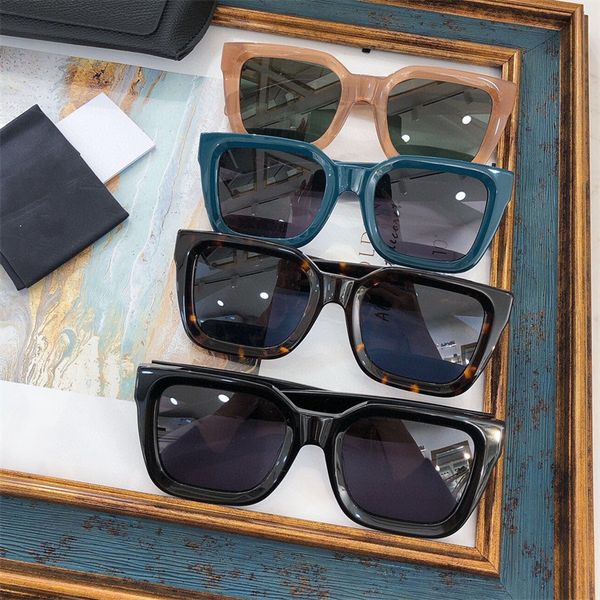 design sunglasses clins box uv resistant male stars with small face female, White;black
design sunglasses clins box uv resistant male stars with small face female, White;black