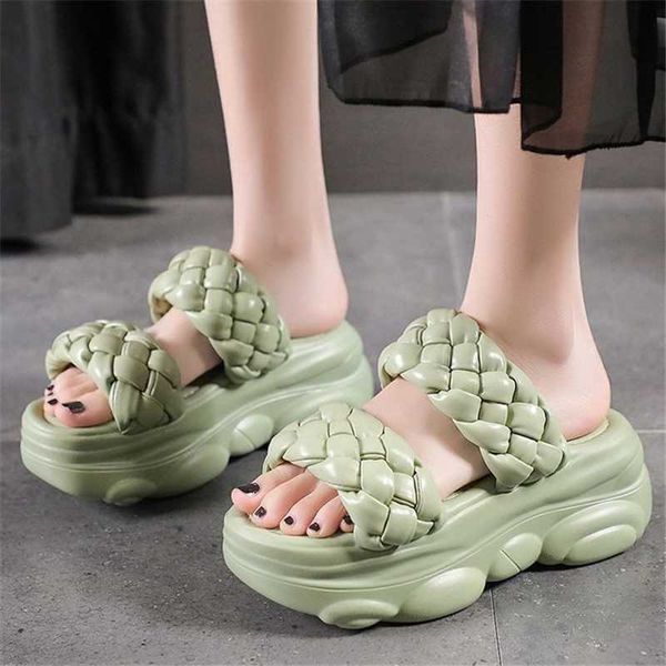 fashion women soft sole slippers summer weave ladies sandals shoes open toe thick bottom outdoor slides causal beach flip flops, Black
fashion women soft sole slippers summer weave ladies sandals shoes open toe thick bottom outdoor slides causal beach flip flops, Black