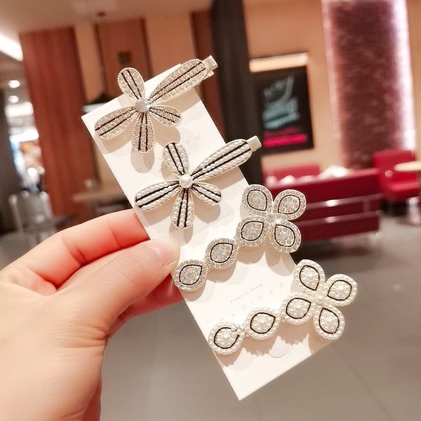 3e7 xiaoxiangfeng hairpin korean version ins black and white barrettes pearl water drill hairpin water drill net clips pearl net red banger, Golden;silver
3e7 xiaoxiangfeng hairpin korean version ins black and white barrettes pearl water drill hairpin water drill net clips pearl net red banger, Golden;silver