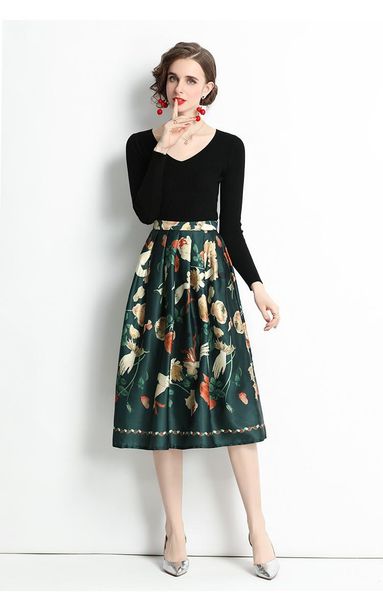 casual dresses the fall 2021 printed french retro high-waisted skirt + black sweater set, Black;gray
casual dresses the fall 2021 printed french retro high-waisted skirt + black sweater set, Black;gray