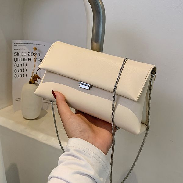 niche design premium bag new fashion chain messenger bag female bag style square underarm shoulder width 21cm
niche design premium bag new fashion chain messenger bag female bag style square underarm shoulder width 21cm