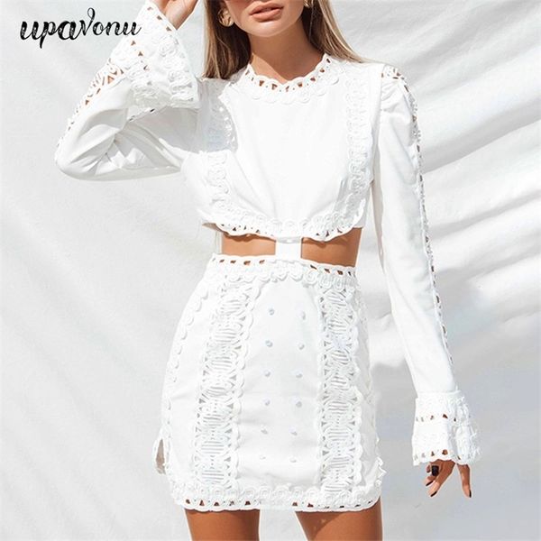heavy industry embroidered dress women's white o-neck long sleeve hollow mini club party 210524, Black;gray
heavy industry embroidered dress women's white o-neck long sleeve hollow mini club party 210524, Black;gray