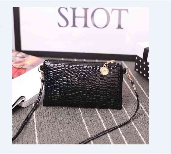 women shoulder bags fashion mini bag alligator small messenger crossbody ladies zipper handbags, Red;black
women shoulder bags fashion mini bag alligator small messenger crossbody ladies zipper handbags, Red;black