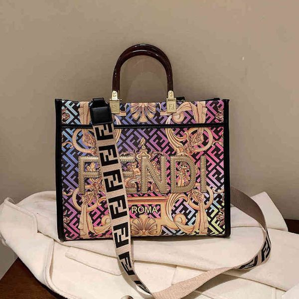 80% off shop clearance new hand women's shopping large single shoulder messenger bag printing graffiti painting
80% off shop clearance new hand women's shopping large single shoulder messenger bag printing graffiti painting