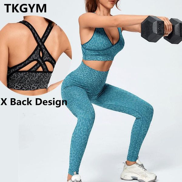 yoga outfit set women gym clothing sport bra seamless push up crop tank high waist workout leggings fitness suit tracksuit
yoga outfit set women gym clothing sport bra seamless push up crop tank high waist workout leggings fitness suit tracksuit