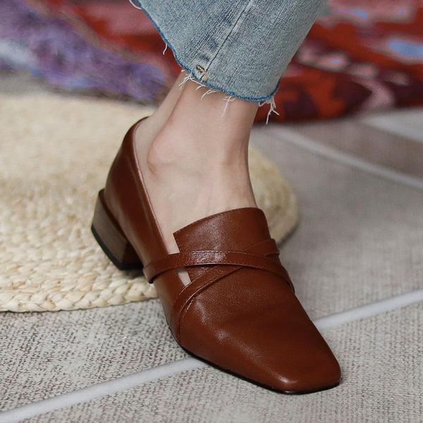 dress shoes 2021 spring and autumn leather comfortable mid-heel small thick heel square toe deep mouth single women x438, Black
dress shoes 2021 spring and autumn leather comfortable mid-heel small thick heel square toe deep mouth single women x438, Black