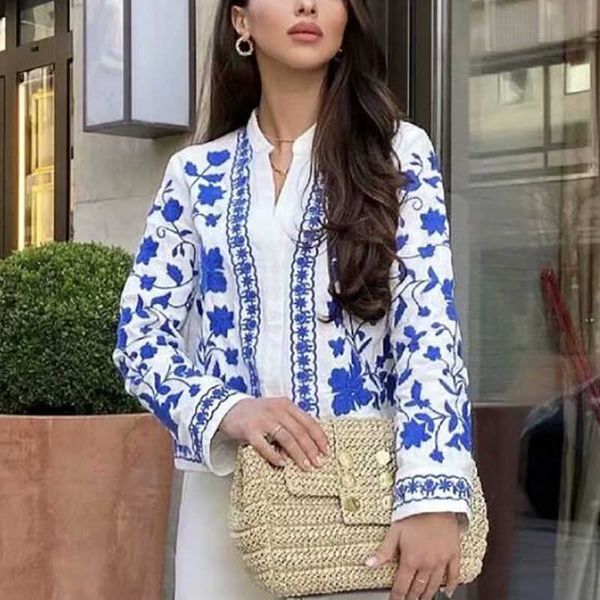 vintage women embroidery loose shirts spring-autumn office ladies floral soft cotton shirt girls chic cute 210527, White
vintage women embroidery loose shirts spring-autumn office ladies floral soft cotton shirt girls chic cute 210527, White
