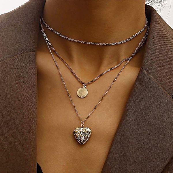 pendant necklaces vintage retro multilayer round heart women goth geometric chains choker colar feminino christmas jewelry gift, Silver
pendant necklaces vintage retro multilayer round heart women goth geometric chains choker colar feminino christmas jewelry gift, Silver