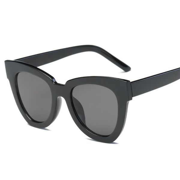 sunglasses special offer personality retro cat eye black classic men women european and american street shooting travel, White;black
sunglasses special offer personality retro cat eye black classic men women european and american street shooting travel, White;black