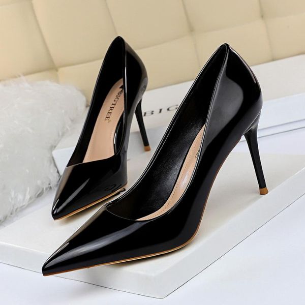 dress shoes 2021 women pumps 8.5cm high thin heels pointed toe solid shallow ladies black female
dress shoes 2021 women pumps 8.5cm high thin heels pointed toe solid shallow ladies black female