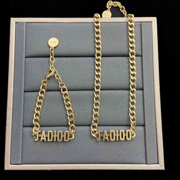 70% off new letter same bracelet necklace neck women's fashion gold-plated thick chain, Silver
70% off new letter same bracelet necklace neck women's fashion gold-plated thick chain, Silver