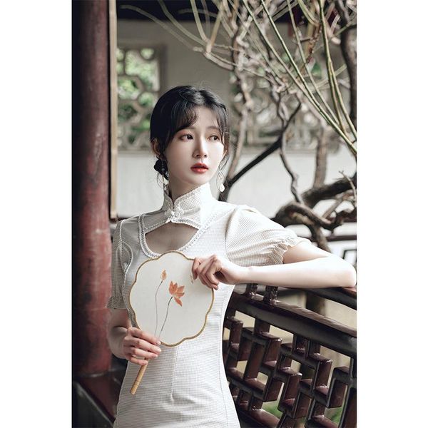 ethnic clothing chinese elegant qipao dress hollow out short sleeve mini a-line skirt 2021 oriental temperament evening cheongsam dresses, Red
ethnic clothing chinese elegant qipao dress hollow out short sleeve mini a-line skirt 2021 oriental temperament evening cheongsam dresses, Red
