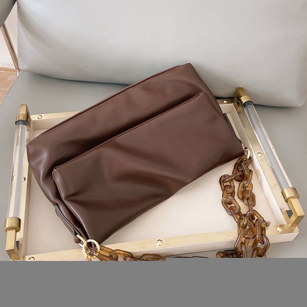 pu leather vintage 2021 womens shoulder bag solid fashion branded designer crossbody bag chain fold over clutch handbag female
pu leather vintage 2021 womens shoulder bag solid fashion branded designer crossbody bag chain fold over clutch handbag female