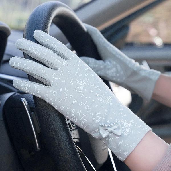 five fingers gloves women' anti-slip driving riding non-slip anti skid butterfly pattern sweet ladylike stylish cotton, Blue;gray
five fingers gloves women' anti-slip driving riding non-slip anti skid butterfly pattern sweet ladylike stylish cotton, Blue;gray