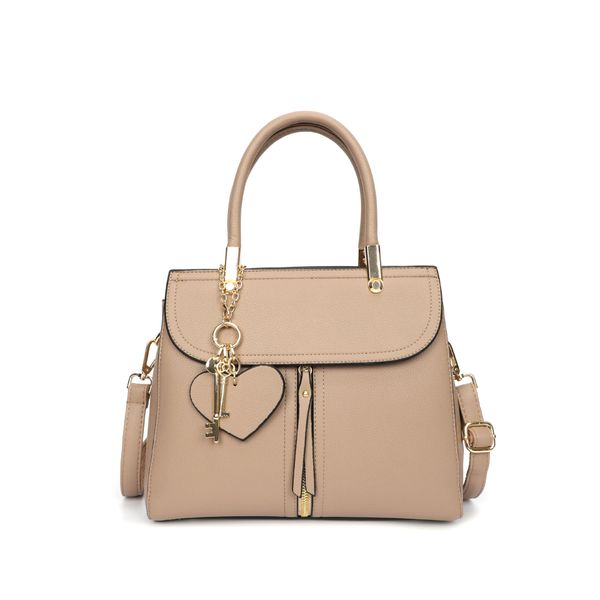fashion single-shoulder high-end new temperament female texture cross-border tassel ladies bag large-capacity diagonal 2021 okbgv
fashion single-shoulder high-end new temperament female texture cross-border tassel ladies bag large-capacity diagonal 2021 okbgv