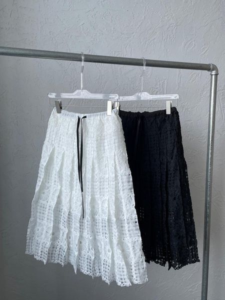 skirts 2021 women fashion solid color hand-woven silk floss drawstring skirt 0506, Black
skirts 2021 women fashion solid color hand-woven silk floss drawstring skirt 0506, Black