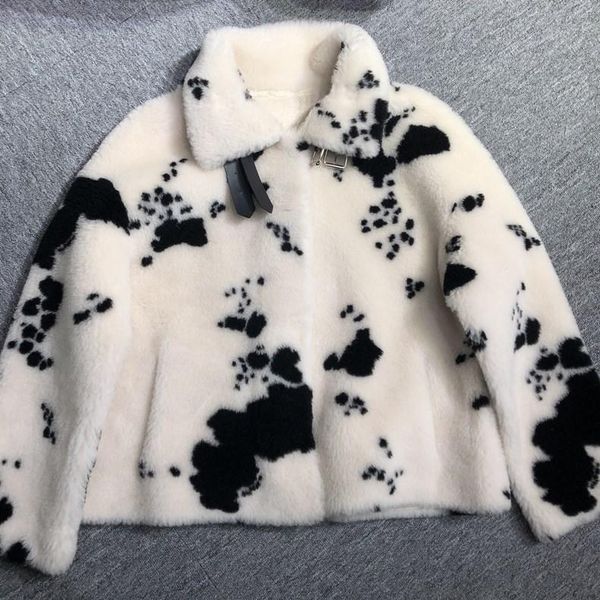 women's fur & faux net red same cow pattern wool coat sheep shearing integrated flocking particle in stock, Black
women's fur & faux net red same cow pattern wool coat sheep shearing integrated flocking particle in stock, Black