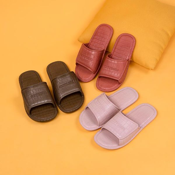 summer couple trend slippers wear-resistant comfortable fashion simple personality sandals and 35-45, Black
summer couple trend slippers wear-resistant comfortable fashion simple personality sandals and 35-45, Black