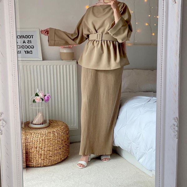 Eid Mubarek Turkey Abaya Dubai Two Piece Muslim Sets Hijab Dress Abayas for Women Islam Clothing Kaftan Robe Musulman Ensembles
Eid Mubarek Turkey Abaya Dubai Two Piece Muslim Sets Hijab Dress Abayas for Women Islam Clothing Kaftan Robe Musulman Ensembles