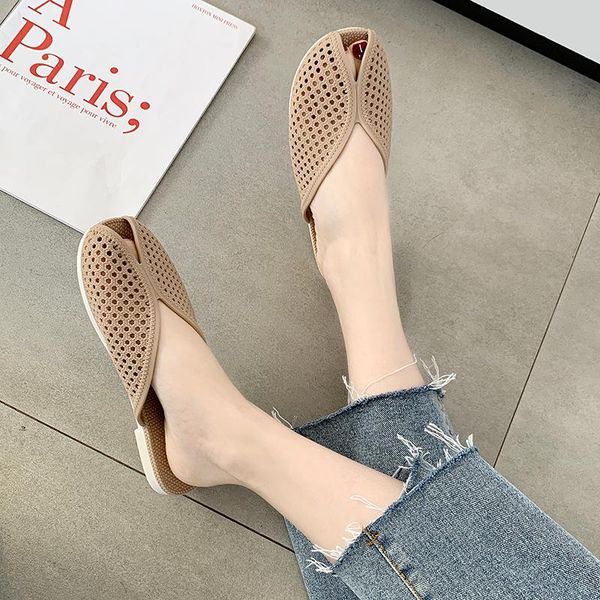 and summer 2021 korean version of hollow baotou hole half slippers flat bottomed female students wearing sandals, Black
and summer 2021 korean version of hollow baotou hole half slippers flat bottomed female students wearing sandals, Black