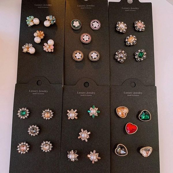 pins, brooches 2021 vintage luxury colorful heart crystal square button brooch set pin for women clothes prevent exposure jewelry, Gray
pins, brooches 2021 vintage luxury colorful heart crystal square button brooch set pin for women clothes prevent exposure jewelry, Gray