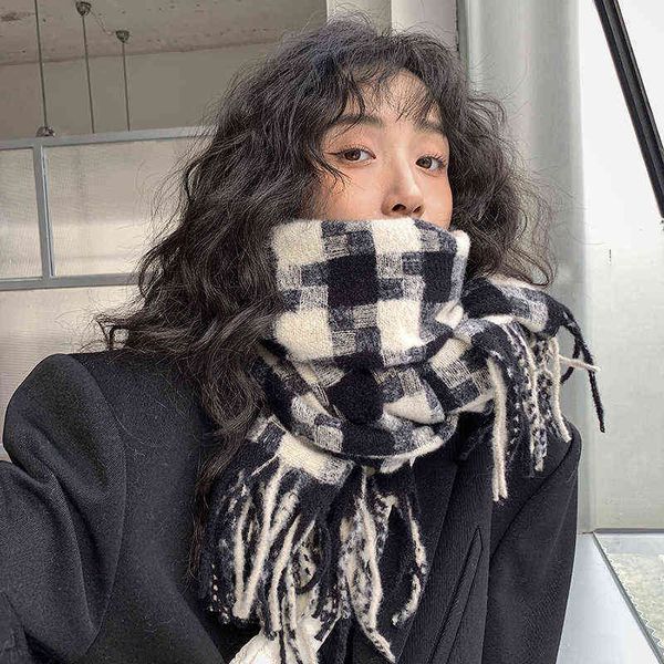 scarves gp black and white plaid scarf women's winter classic plaid imitation cashmere korean version versatile warm fashion bib, Blue;gray
scarves gp black and white plaid scarf women's winter classic plaid imitation cashmere korean version versatile warm fashion bib, Blue;gray