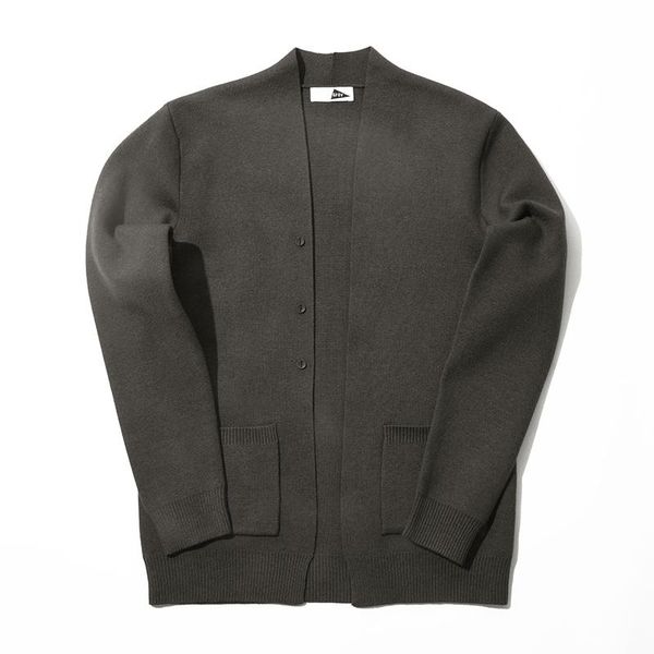 men's sweaters men 2021 spring autumn fashion retro slim sweater jacket casual thin knitted coats male v-neck warm cardigan overcoat o1, White;black
men's sweaters men 2021 spring autumn fashion retro slim sweater jacket casual thin knitted coats male v-neck warm cardigan overcoat o1, White;black