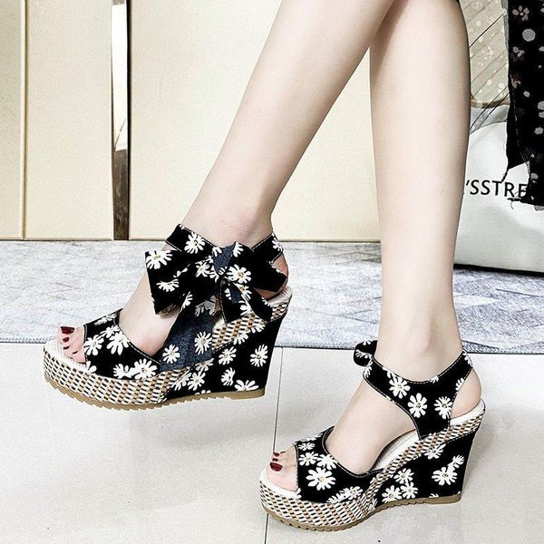 ladies sandals summer fashion casual slope high heels open toe fish mouth roman style shoes large size, Black
ladies sandals summer fashion casual slope high heels open toe fish mouth roman style shoes large size, Black