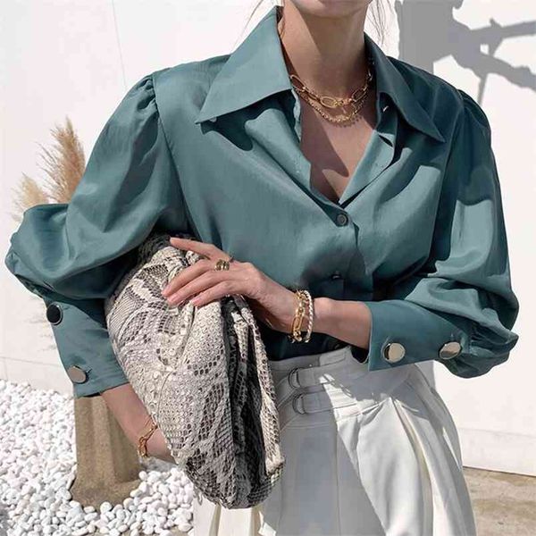 lantern sleeve minimalist loose shirt spring office lady blouse turn-down collar solid color long-sleeved 210427, White
lantern sleeve minimalist loose shirt spring office lady blouse turn-down collar solid color long-sleeved 210427, White