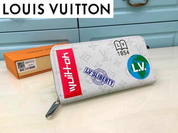 wallets luxury svf8 m67012 men leather long wallet chain brand compact purse clutches evening key card holders designer, Black;red
wallets luxury svf8 m67012 men leather long wallet chain brand compact purse clutches evening key card holders designer, Black;red
