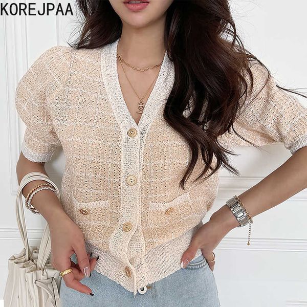 korejpaa women sweater summer korea chic french style v-neck plaid single-breasted loose double pocket puff sleeve cardigan 210526, White;black
korejpaa women sweater summer korea chic french style v-neck plaid single-breasted loose double pocket puff sleeve cardigan 210526, White;black