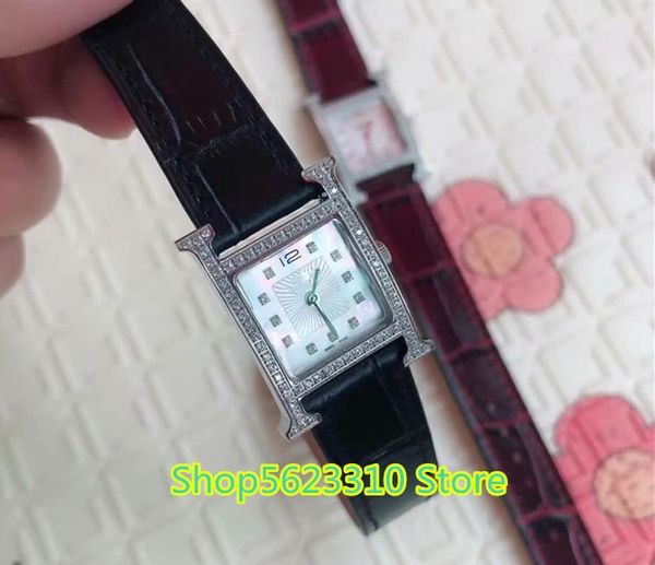 wristwatches fashion design genuine watch square dail inlay zircon crystal cz famous clock women female waistband watches, Slivery;brown
wristwatches fashion design genuine watch square dail inlay zircon crystal cz famous clock women female waistband watches, Slivery;brown