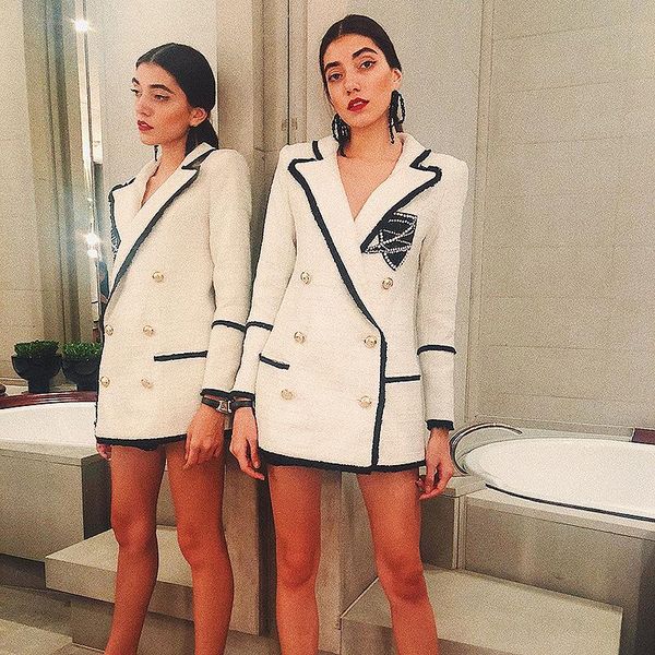 est high fashion 2021 designer blazer women's metal buttons beaded badge tassel fringe tweed wool coat suits & blazers, White;black
est high fashion 2021 designer blazer women's metal buttons beaded badge tassel fringe tweed wool coat suits & blazers, White;black