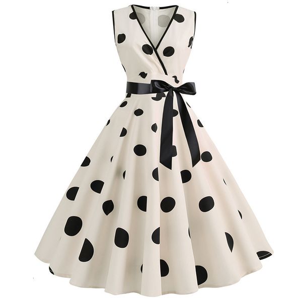 casual dresses style hepburn long side contrast color draw waist big swing skirt dress send belt, Black;gray
casual dresses style hepburn long side contrast color draw waist big swing skirt dress send belt, Black;gray