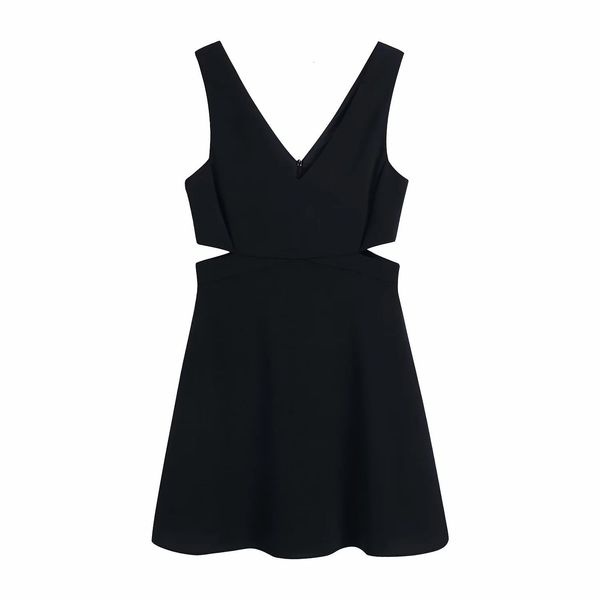 dresses 2021 women cut-out v-neck sleeveless wide straps elegant chic lady high fashion woman black es, Black;gray
dresses 2021 women cut-out v-neck sleeveless wide straps elegant chic lady high fashion woman black es, Black;gray