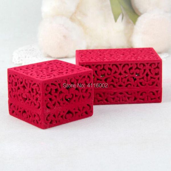 gift wrap 50pcs chinese style hollow out red candy box vintage wedding party supplies velvet flocked chocolate sweet packaging case
gift wrap 50pcs chinese style hollow out red candy box vintage wedding party supplies velvet flocked chocolate sweet packaging case