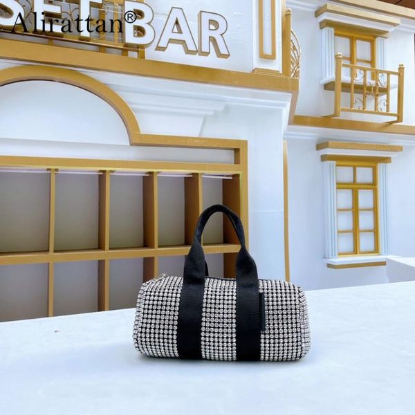 evening bags fashion rhinestone canvas design large capacity messenger for women 2021 ladies handbag shoulder bag
evening bags fashion rhinestone canvas design large capacity messenger for women 2021 ladies handbag shoulder bag