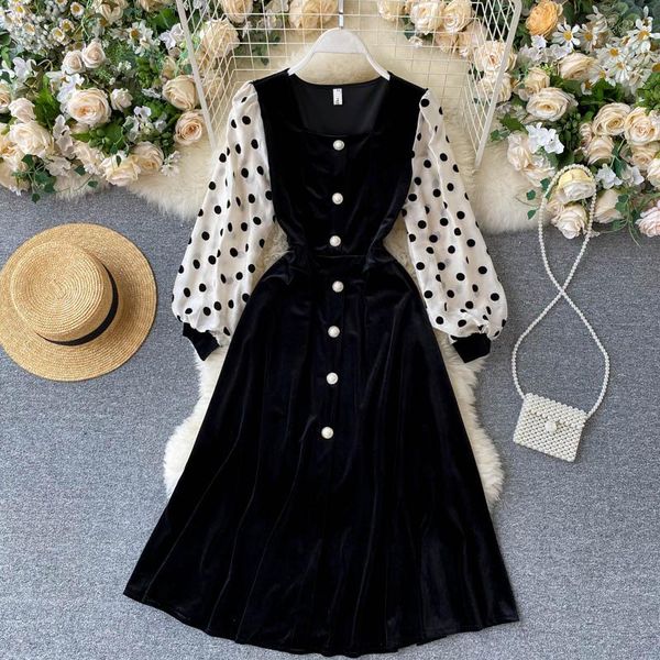 women elegant polka dot dress 2021 autumn winter patchwork puff sleeve a-line velvet dresses ladies single breasted party casual, Black;gray
women elegant polka dot dress 2021 autumn winter patchwork puff sleeve a-line velvet dresses ladies single breasted party casual, Black;gray