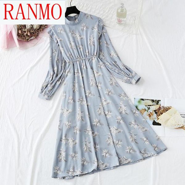 elegant o-neck women midi dress 2021 casual elastic waist long sleeve print chiffon dresses vintage party vestidos, Black;gray
elegant o-neck women midi dress 2021 casual elastic waist long sleeve print chiffon dresses vintage party vestidos, Black;gray