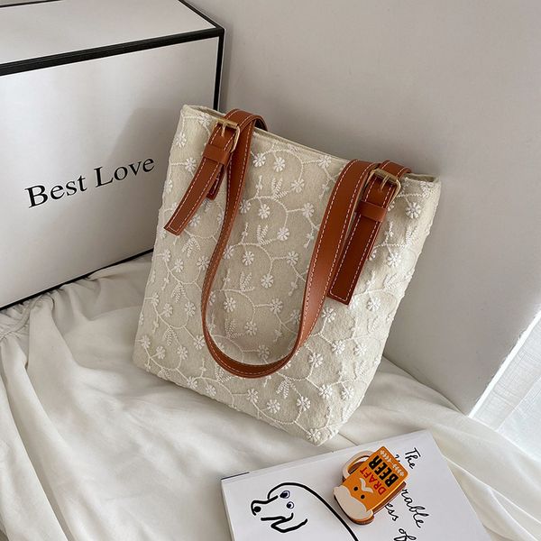 womens fashion canvas large-capacity shoulder bag flower embroidery handbag sweet lady shopping tote bag, Red;black
womens fashion canvas large-capacity shoulder bag flower embroidery handbag sweet lady shopping tote bag, Red;black