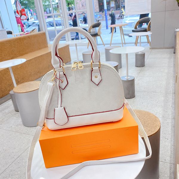 factory direct sale 75% off female 2021 new trend shell korean version ins single shoulder messenger simple foreign style bags
factory direct sale 75% off female 2021 new trend shell korean version ins single shoulder messenger simple foreign style bags