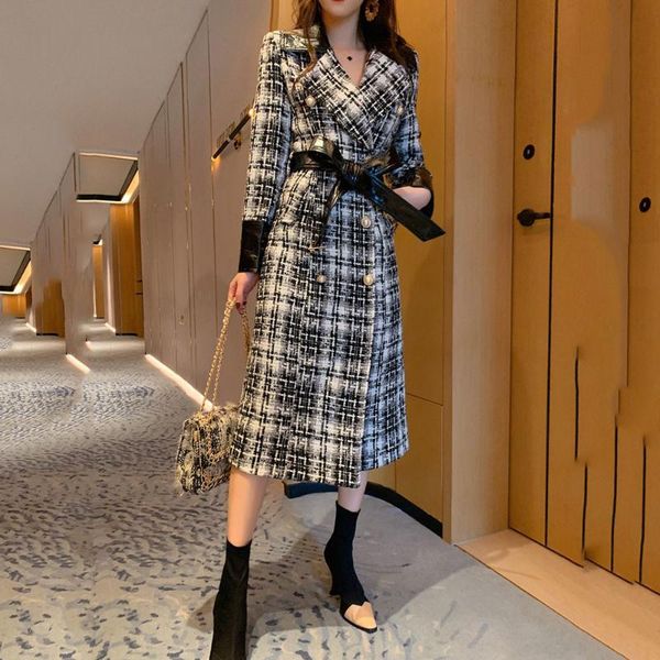 women's wool & blends elegant high-end winter coat fashion black plaid turn-down collar leather patchwork slim long trench ladies coats
women's wool & blends elegant high-end winter coat fashion black plaid turn-down collar leather patchwork slim long trench ladies coats