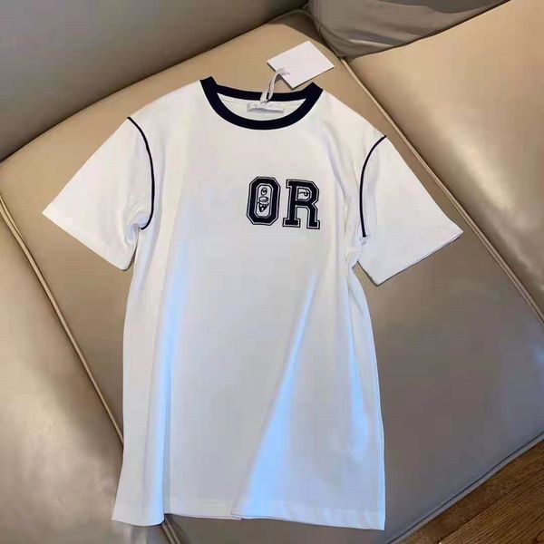 high version 21 spring summer new fashion tibetan blue letter embroidery simple, fresh and relaxed couple short sleeves, White
high version 21 spring summer new fashion tibetan blue letter embroidery simple, fresh and relaxed couple short sleeves, White