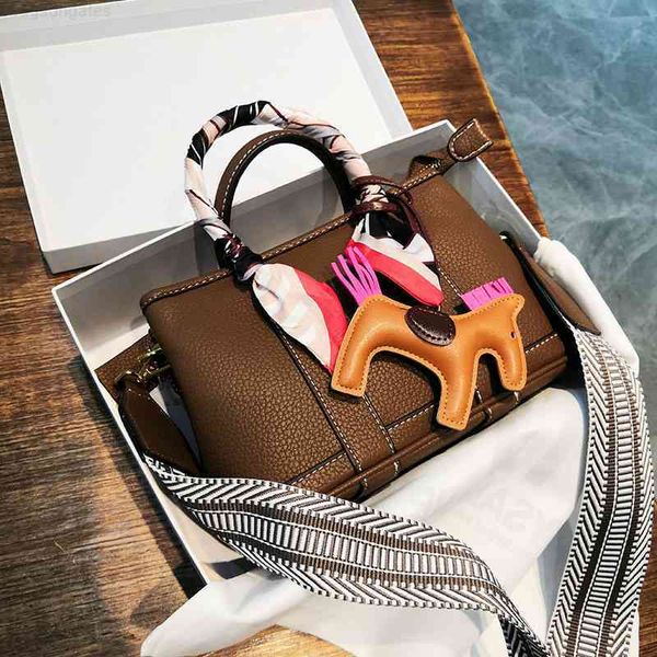 women luxurys designers bags 2021 tb organ chain strip small square litc crossbody bag totes designer handbag purse wallet handbags tote lap
women luxurys designers bags 2021 tb organ chain strip small square litc crossbody bag totes designer handbag purse wallet handbags tote lap