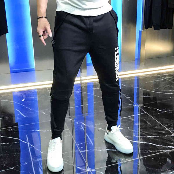 pant male autumn versatile fashion letter printed mid-waist length elastic pants trend easy to use, Black
pant male autumn versatile fashion letter printed mid-waist length elastic pants trend easy to use, Black