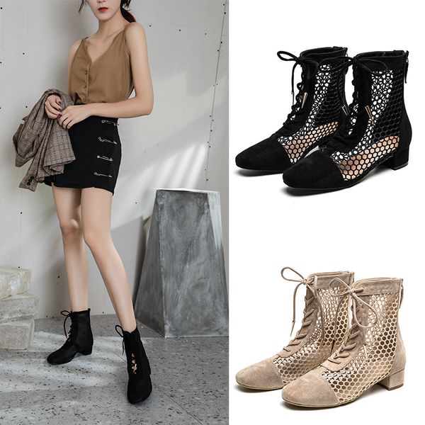 2021 square head thick heel mh hollow lace up boots autumn winter cool round dot low, Black
2021 square head thick heel mh hollow lace up boots autumn winter cool round dot low, Black