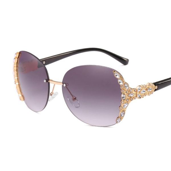 sunglasses fashion one-piece diamond men women square model sun glasses black red flat lens spectacles, White;black
sunglasses fashion one-piece diamond men women square model sun glasses black red flat lens spectacles, White;black